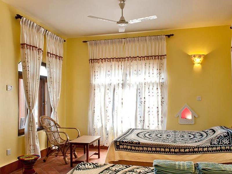 Hotel Sapana Village Lodge Chitwan Εξωτερικό φωτογραφία